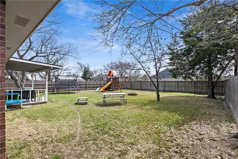 Exterior - 3816 Brockhampton Dr, Bryan, TX 77802 photo 4 of 5