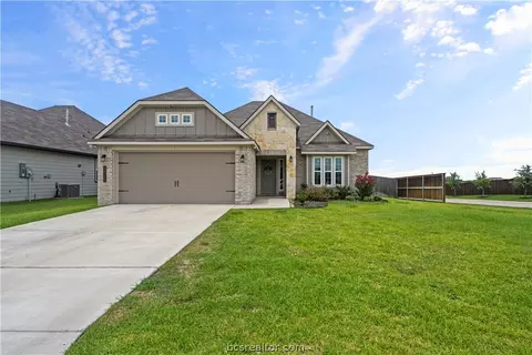 2040 Muscadine Trl, Brenham, TX 77833