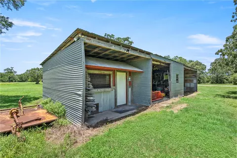 8300 Riley Rd, Bryan, TX 77808 photo 11