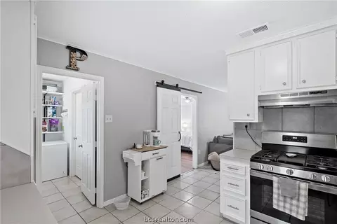 Other - 804 E 32nd St, Bryan, TX 77803 photo 6 of 10