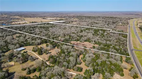 18255 E State Highway 21, Bryan, TX 77808 photo 4
