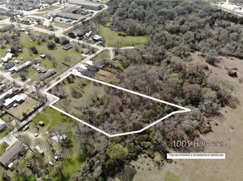 1001 Hunters Ln, Bryan, TX 77803