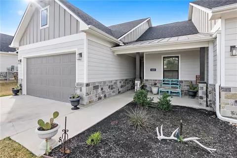 4217 Appalachian Trl, Bryan, TX 77802