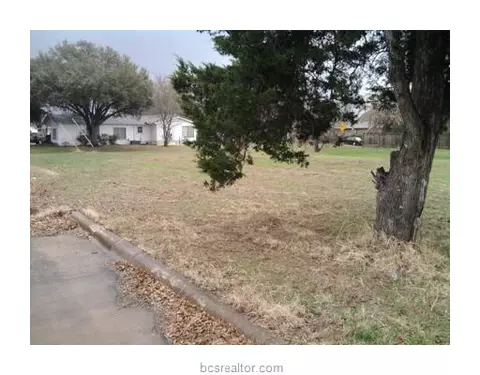 908 N Logan Ave, Bryan, TX 77803 photo 5