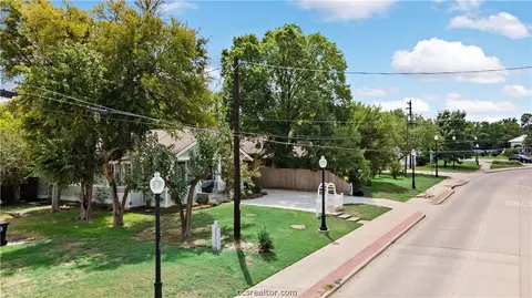 Other - 705 S Bryan Ave, Bryan, TX 77803 photo 5 of 6
