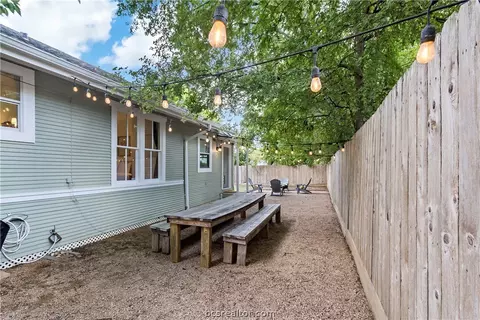 Exterior - 705 S Bryan Ave, Bryan, TX 77803 photo 8 of 11