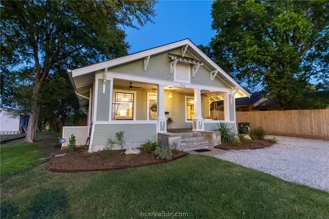 705 S Bryan Ave, Bryan, TX 77803