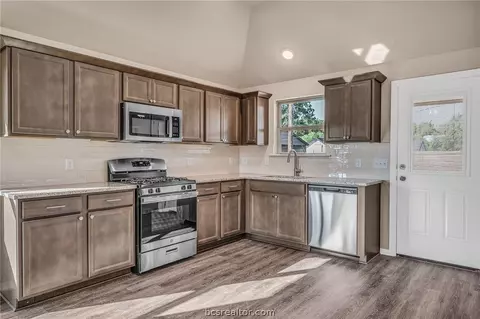 2766 Messenger Way, Bryan, TX 77803 photo 5
