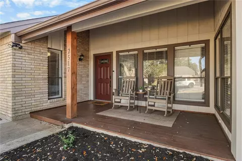 2517 Arbor Dr, Bryan, TX 77802 photo 3