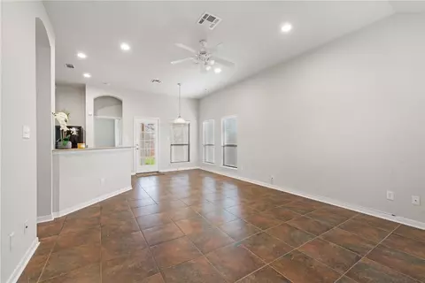 2041 Mountain Wind Loop, Bryan, TX 77807 photo 4