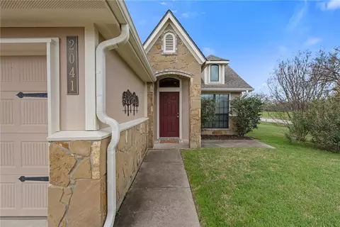 2041 Mountain Wind Loop, Bryan, TX 77807 photo 2