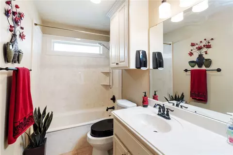 Bath - 1203 Bennett St, Bryan, TX 77802 photo 1 of 3