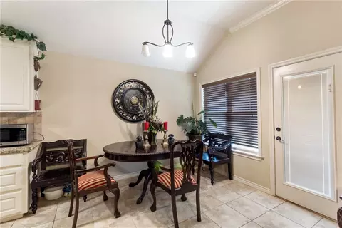 Dining - 1203 Bennett St, Bryan, TX 77802 photo 1 of 1