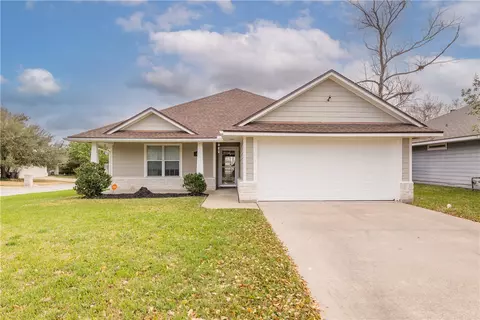 3911 Springmist Dr, College Station, TX 77845