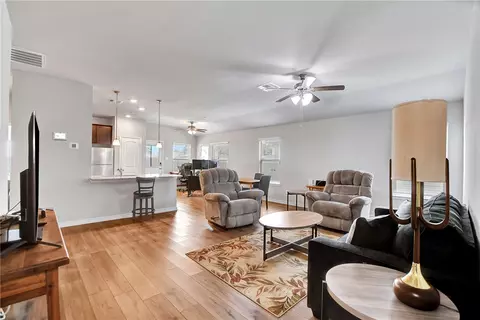 909 Davy St, Brenham, TX 77833