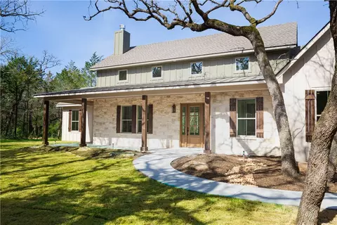 295 Hidden Hill Ln, Caldwell, TX 77836