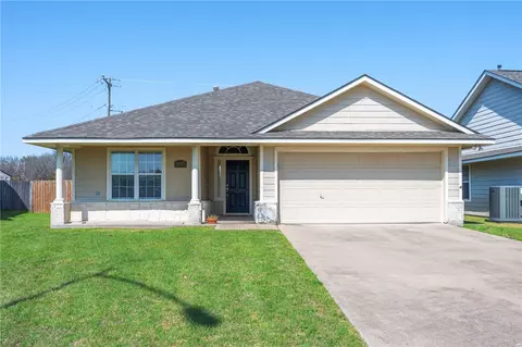 1009 Fallbrook Loop, College Station, TX 77845