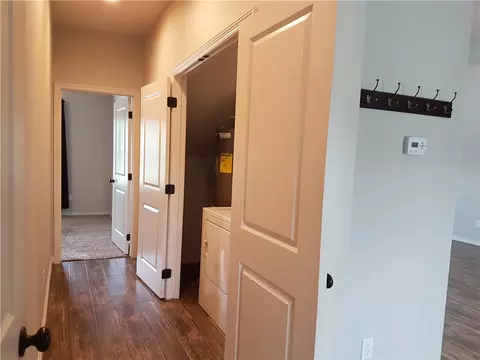 Entry Way - 107 Ehlinger Dr, Bryan, TX 77801 photo 3 of 6
