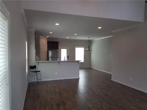 107 Ehlinger Dr, Bryan, TX 77801 photo 3