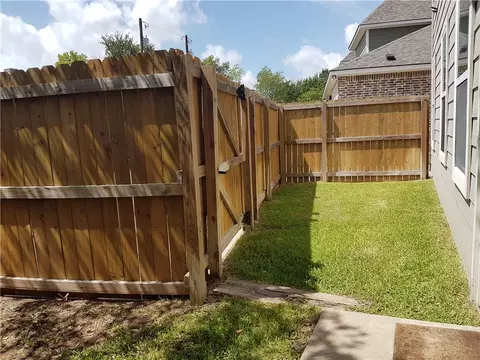 107 Ehlinger Dr, Bryan, TX 77801 photo 45
