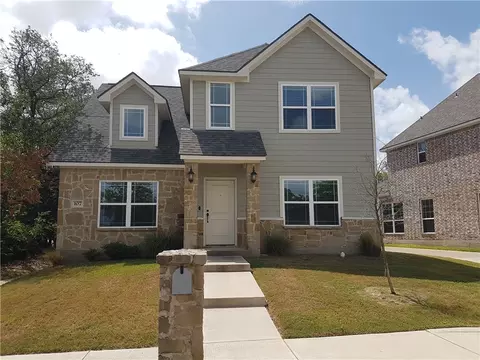 107 Ehlinger Dr, Bryan, TX 77801