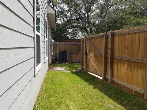 Exterior - 107 Ehlinger Dr, Bryan, TX 77801 photo 3 of 11