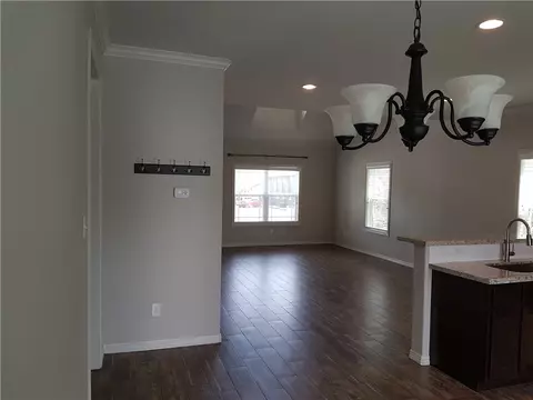 107 Ehlinger Dr, Bryan, TX 77801 photo 6