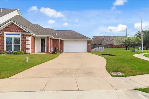 2011 Reagan Ct, Bryan, TX 77802