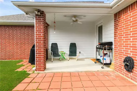 2011 Reagan Ct, Bryan, TX 77802 photo 34