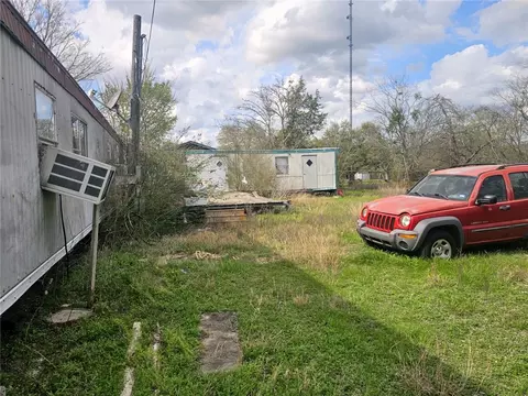 1015 Richard St, Bryan, TX 77803 photo 4