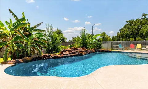 1963 Cottonwood Terrace Ct, College Station, TX 77845