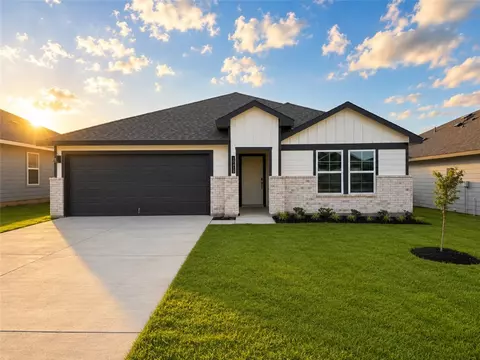 10648 Knox Landing Dr, College Station, TX 77845