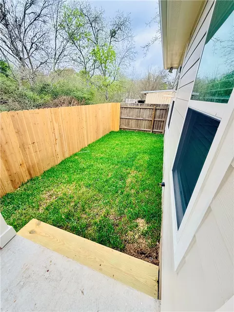 Exterior - 1202 Suncrest St, Bryan, TX 77803 photo 3 of 4