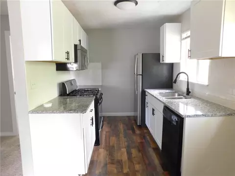 Kitchen - 1012 1014 East 23rd St, Bryan, TX 77803 photo 7 of 9