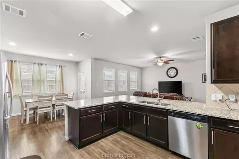 Kitchen - 984 Crossing Dr, Bryan, TX 77803 photo 2 of 3