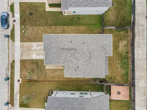View/Area - 984 Crossing Dr, Bryan, TX 77803 photo 1 of 4