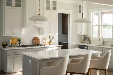 Kitchen - 7041 Skipping Rock Path, Bryan, TX 77808 photo 3 of 7