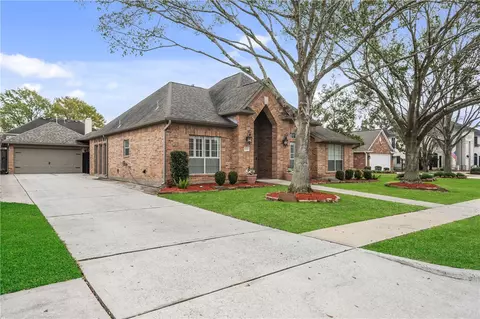 5215 Samuels Dr, Pasadena, TX 77505 photo 4