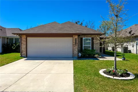 3719 Mckenzie St, Bryan, TX 77803