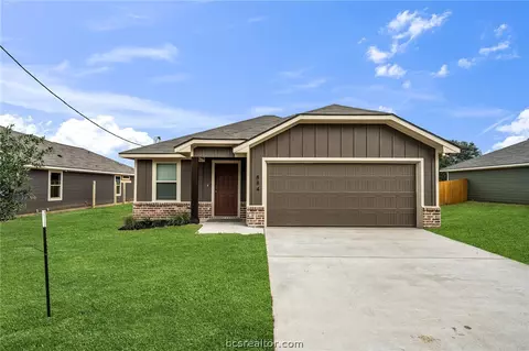 1641 Lucky St, Bryan, TX 77803