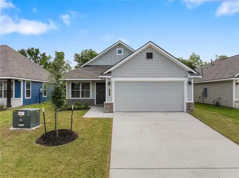 1643 Lucky St, Bryan, TX 77803