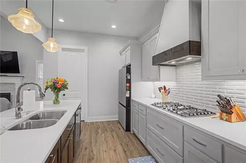 3555 Chantilly Path, Bryan, TX 77808 photo 8