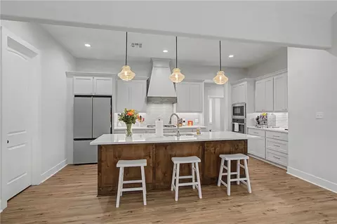 3555 Chantilly Path, Bryan, TX 77808 photo 5