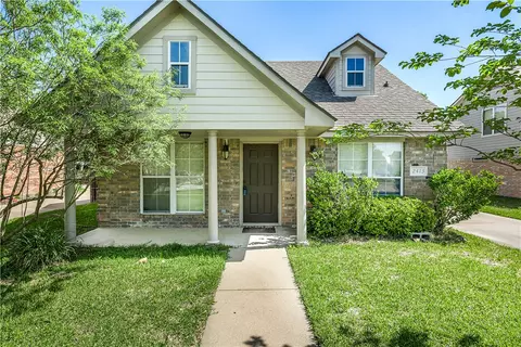 2413 Pintail Loop, College Station, TX 77845