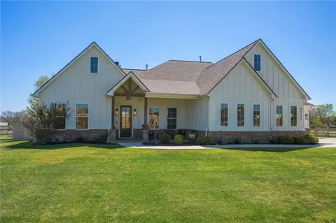 4223 Chukker Ln, College Station, TX 77845