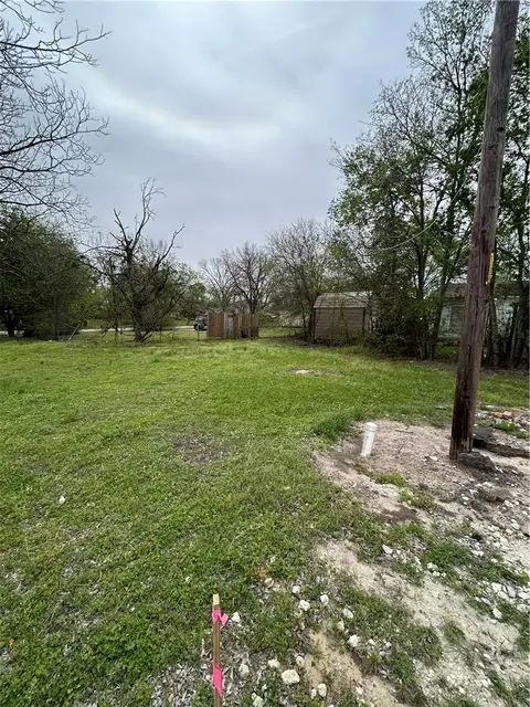 919 N Preston Ave, Bryan, TX 77803
