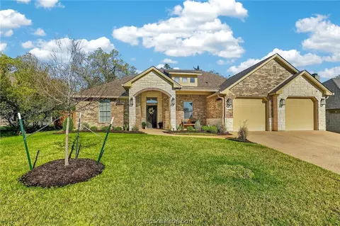 2004 Lexi Ln, Bryan, TX 77807