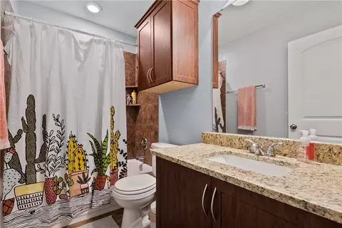 Bath - 2054 Positano Loop, Bryan, TX 77808 photo 3 of 3