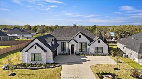 2977 Boxelder Dr, Bryan, TX 77807