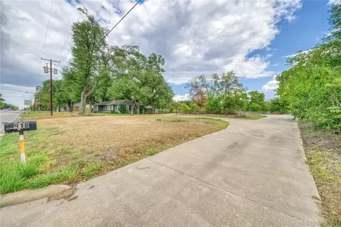 918 E Main St, Madisonville, TX 77864